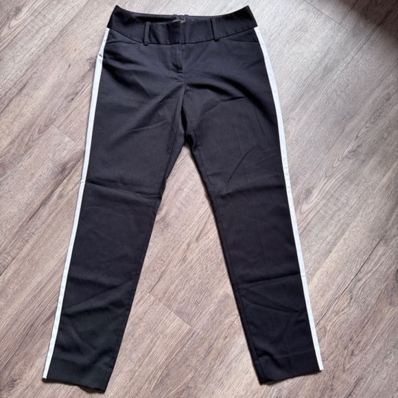 The Limited Pants - The Limited Cassidy Fit Black with White Stripe Pants - Size 2